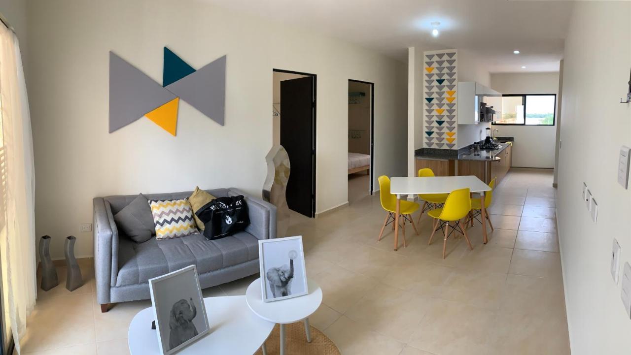 Yellowsub Apartments Cancún Esterno foto