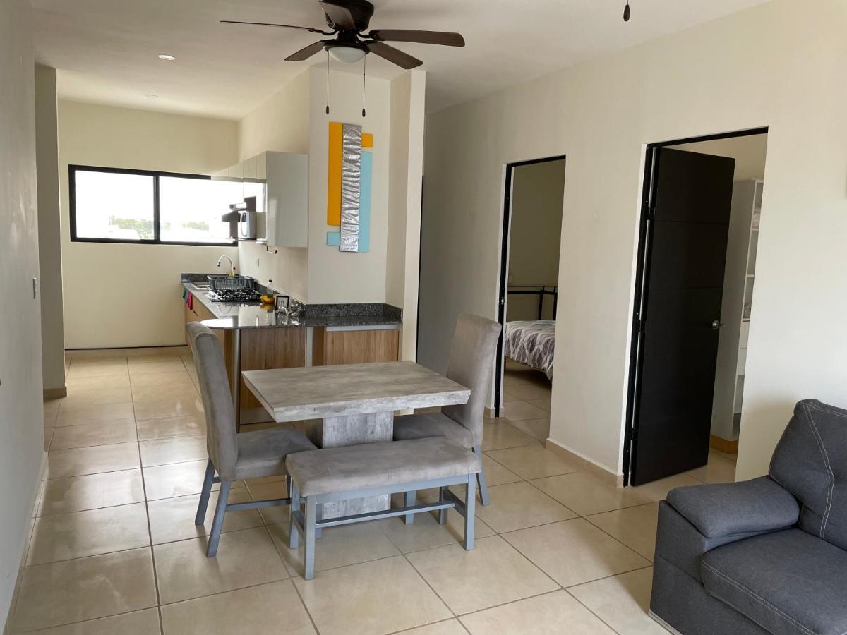 Yellowsub Apartments Cancún Esterno foto